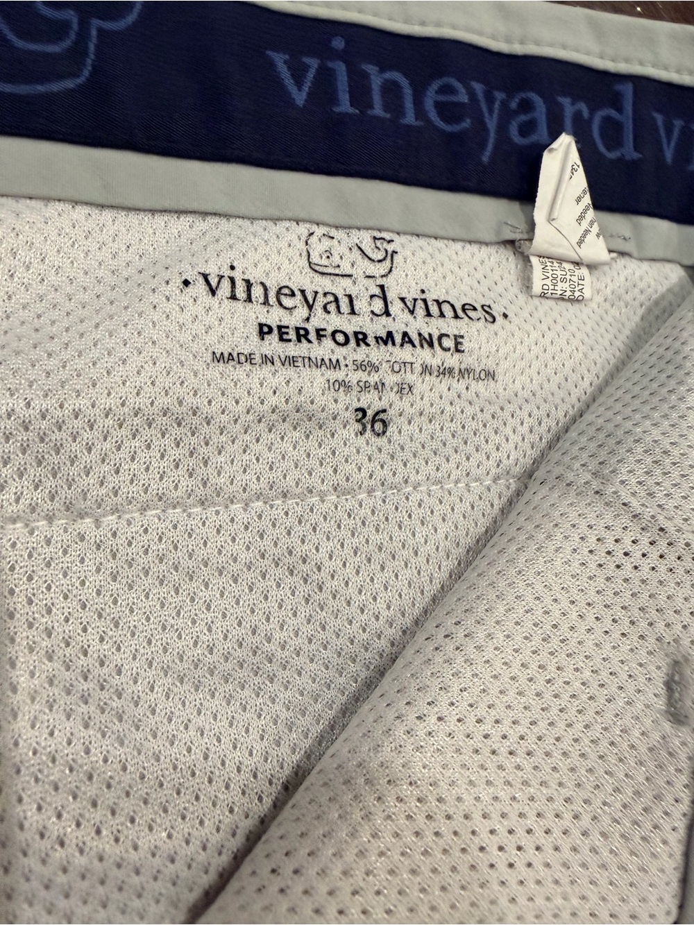Vineyard Vines Two Pack Men’s 8” Performance Shorts in Light Gray & Coral - Picture 7 of 7
